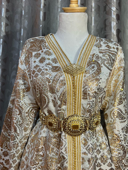 Golden Balloon Caftan – The Magic of Traditional Elegance