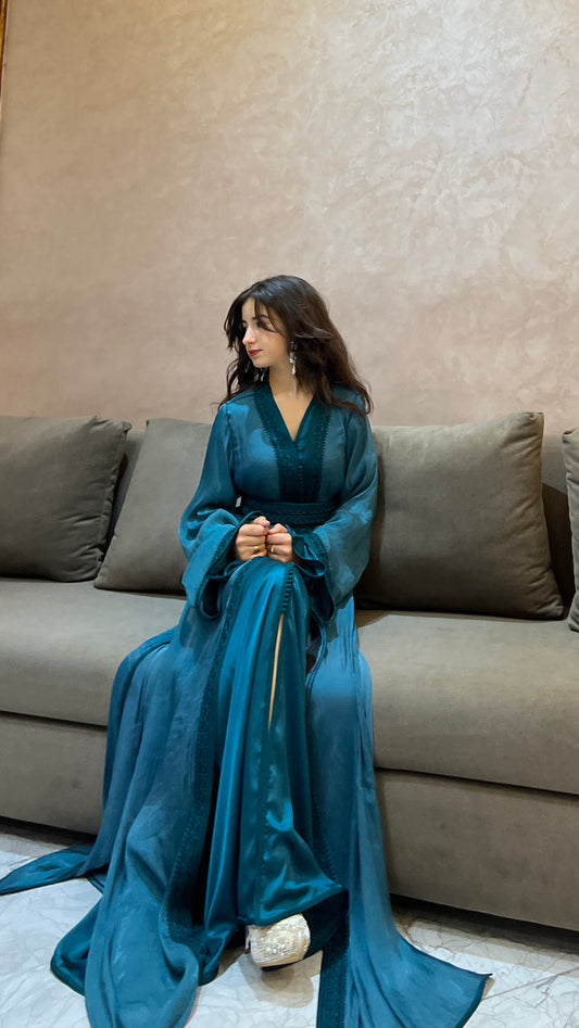 Luxury Caftan in Petrol Blue – Elegance and Lightness Combined in One Design