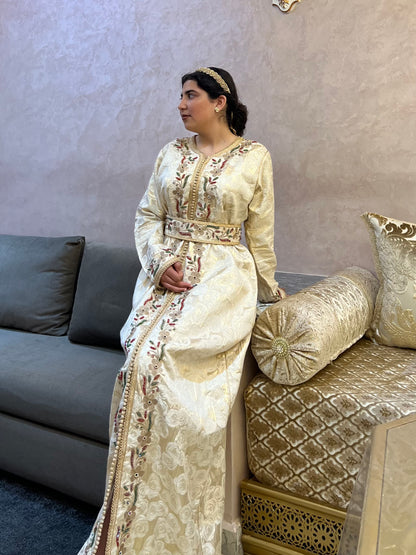 Copper Caftan Embellished with Vibrant Stones – A Blend of Luxury, Elegance, and Timeless Tradition