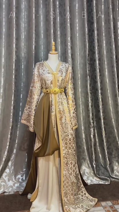 Golden Balloon Caftan – The Magic of Traditional Elegance
